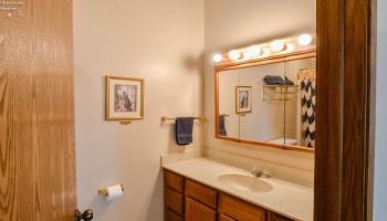 2nd floor bathroom