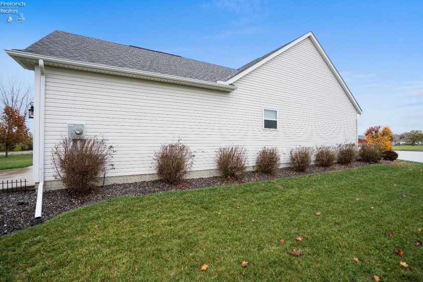2133 Harbor Bay Drive, Marblehead, 43440, 3 Bedrooms Bedrooms, ,2 BathroomsBathrooms,Residential,For Sale,Harbor Bay,20244421