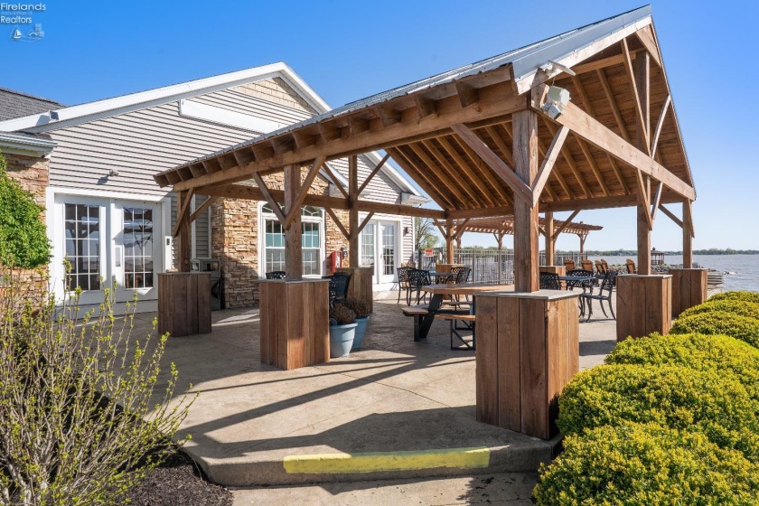 2133 Harbor Bay Drive, Marblehead, 43440, 3 Bedrooms Bedrooms, ,2 BathroomsBathrooms,Residential,For Sale,Harbor Bay,20244421