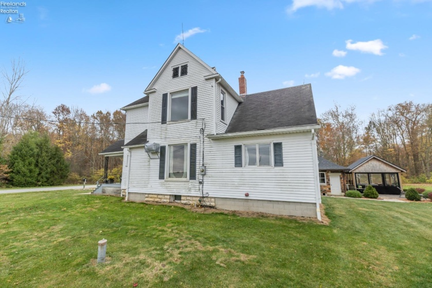 1318 County Road 32, Helena, 43435, 3 Bedrooms Bedrooms, ,2 BathroomsBathrooms,Residential,For Sale,County Road 32,20244429