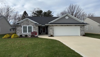 858 Falling Waters Boulevard, Port Clinton, 43452, 3 Bedrooms Bedrooms, ,2 BathroomsBathrooms,Residential,For Sale,Falling Waters,20244513