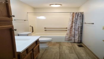 19 Blue Bird Lane, Tiffin, 44883, 2 Bedrooms Bedrooms, ,2 BathroomsBathrooms,Residential,For Sale,Blue Bird Lane,20244675