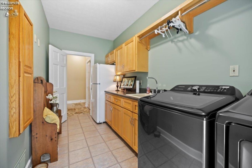 2440 Wyandot Rd., Bucyrus, 44820, 4 Bedrooms Bedrooms, ,4 BathroomsBathrooms,Residential,For Sale,Wyandot Rd.,20244744