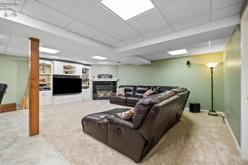 2440 Wyandot Rd., Bucyrus, 44820, 4 Bedrooms Bedrooms, ,4 BathroomsBathrooms,Residential,For Sale,Wyandot Rd.,20244744