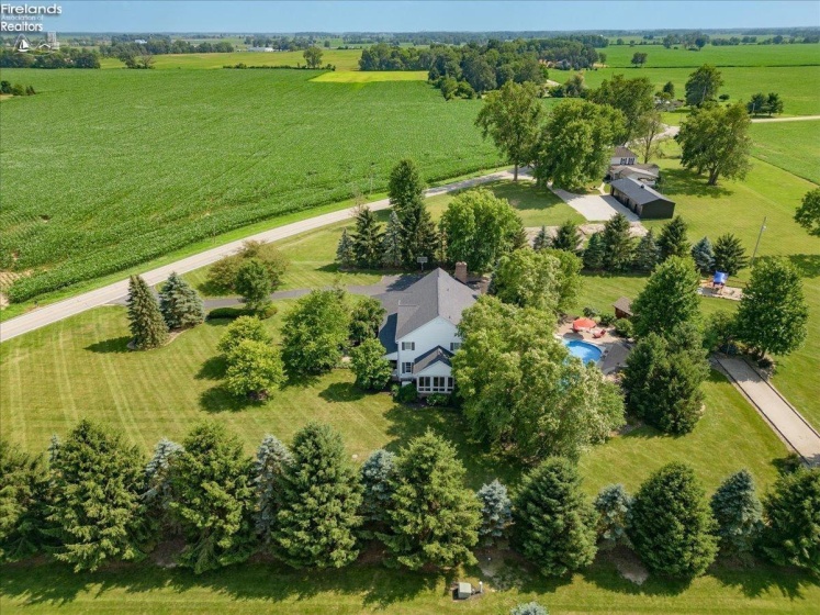 2440 Wyandot Rd., Bucyrus, 44820, 4 Bedrooms Bedrooms, ,4 BathroomsBathrooms,Residential,For Sale,Wyandot Rd.,20244744
