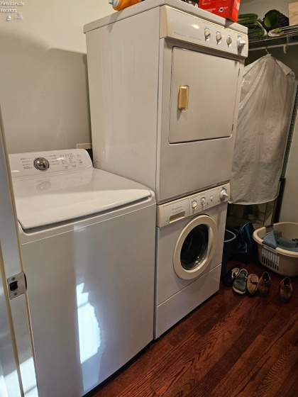 635 Liz Lane, Port Clinton, 43452, 2 Bedrooms Bedrooms, ,1 BathroomBathrooms,Residential,For Sale,Liz,20250091