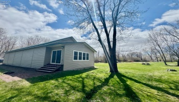 635 Liz Lane, Port Clinton, 43452, 2 Bedrooms Bedrooms, ,1 BathroomBathrooms,Residential,For Sale,Liz,20250091