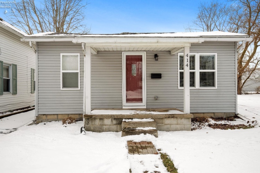 414 Lincoln Drive, Port Clinton, 43452, 2 Bedrooms Bedrooms, ,1 BathroomBathrooms,Residential,For Sale,Lincoln,20250127