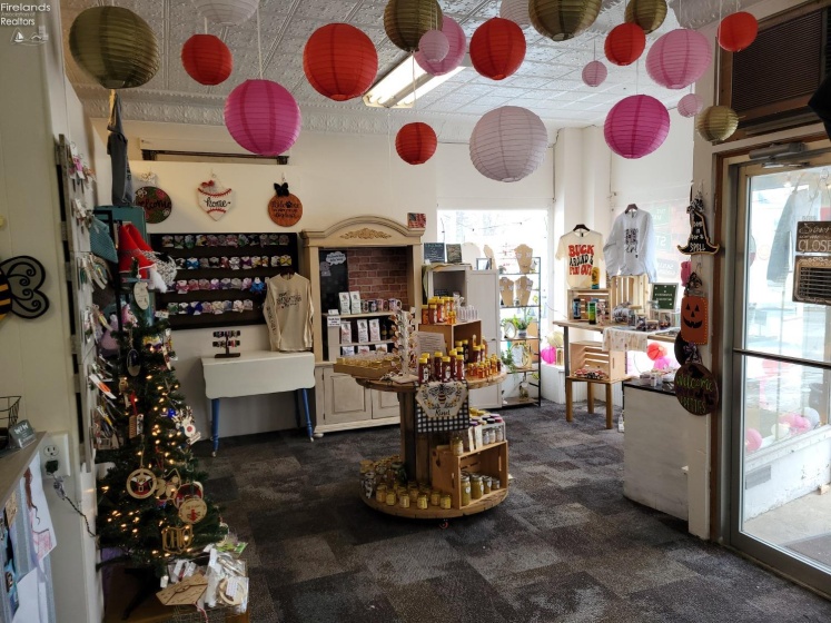 901 State Street, Fremont, 43420, ,Commercial,For Sale,State,20250280