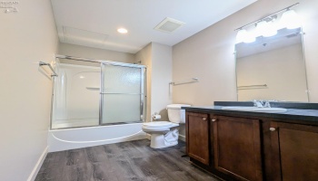 401 SHORELINE Drive, Sandusky, 44870, 1 Bedroom Bedrooms, ,1 BathroomBathrooms,Residential,For Sale,SHORELINE,20250320