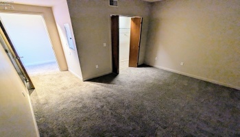 401 SHORELINE Drive, Sandusky, 44870, 1 Bedroom Bedrooms, ,1 BathroomBathrooms,Residential,For Sale,SHORELINE,20250320