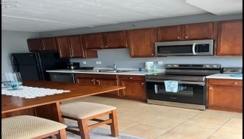 401 Shoreline Drive, Sandusky, 44870, 2 Bedrooms Bedrooms, ,2 BathroomsBathrooms,Residential,For Sale,Shoreline,20250336