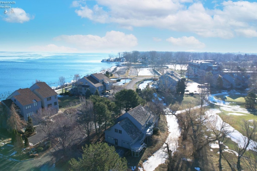 721 Mariner Village, Huron, 44839, 2 Bedrooms Bedrooms, ,2 BathroomsBathrooms,Residential,For Sale,Mariner Village,20250345