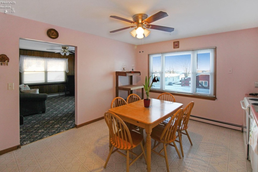 1318 4th Street, Marblehead, 43440, 5 Bedrooms Bedrooms, ,2 BathroomsBathrooms,Residential,For Sale,4th,20250188
