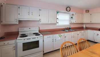 1318 4th Street, Marblehead, 43440, 5 Bedrooms Bedrooms, ,2 BathroomsBathrooms,Residential,For Sale,4th,20250188