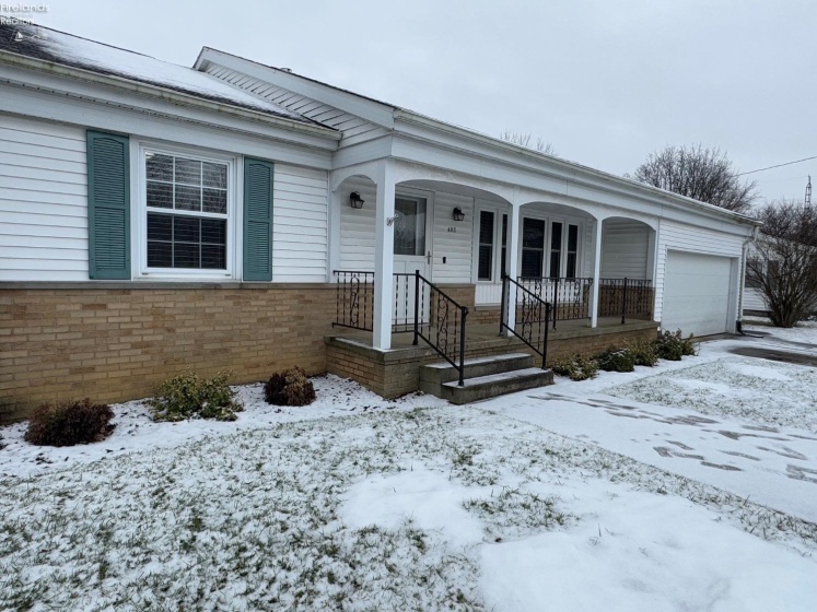 402 Meadow Lane, Sandusky, 44870, 3 Bedrooms Bedrooms, ,2 BathroomsBathrooms,Residential,For Sale,Meadow,20250359