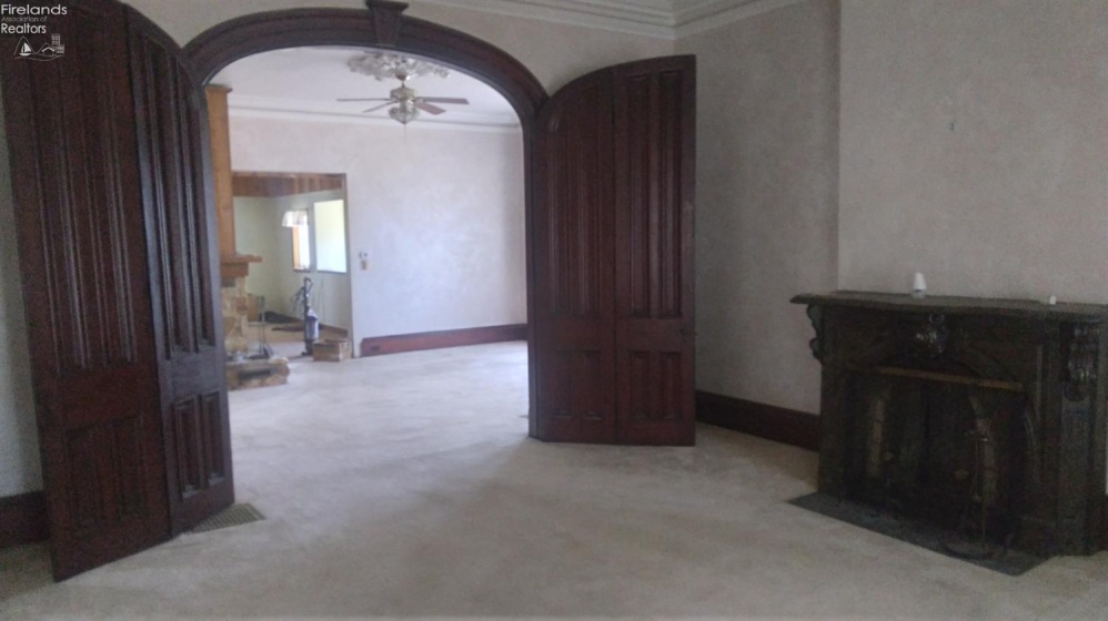 2906 Perkins Avenue, Sandusky, 44870, 6 Bedrooms Bedrooms, ,2 BathroomsBathrooms,Residential,For Sale,Perkins,20250390