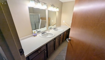401 SHORELINE Drive, Sandusky, 44870, 2 Bedrooms Bedrooms, ,3 BathroomsBathrooms,Residential,For Sale,SHORELINE,20250399