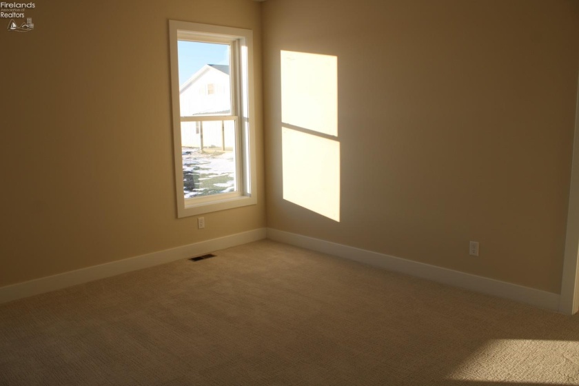 1290 Hartshorn Road, Marblehead, 43440, 3 Bedrooms Bedrooms, ,2 BathroomsBathrooms,Residential,For Sale,Hartshorn,20250271
