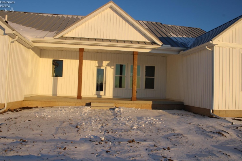 1290 Hartshorn Road, Marblehead, 43440, 3 Bedrooms Bedrooms, ,2 BathroomsBathrooms,Residential,For Sale,Hartshorn,20250271