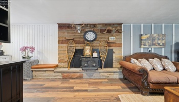 4889 SR 2, Oak Harbor, 43449, 3 Bedrooms Bedrooms, ,3 BathroomsBathrooms,Residential,For Sale,SR 2,20250321