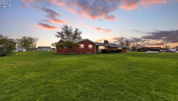 4889 SR 2, Oak Harbor, 43449, 3 Bedrooms Bedrooms, ,3 BathroomsBathrooms,Residential,For Sale,SR 2,20250321