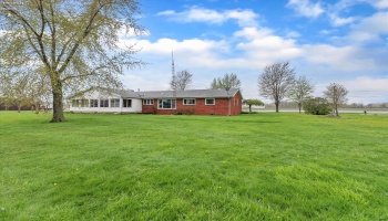 4889 SR 2, Oak Harbor, 43449, 3 Bedrooms Bedrooms, ,3 BathroomsBathrooms,Residential,For Sale,SR 2,20250321