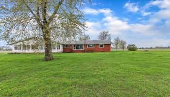 4889 SR 2, Oak Harbor, 43449, 3 Bedrooms Bedrooms, ,3 BathroomsBathrooms,Residential,For Sale,SR 2,20250321