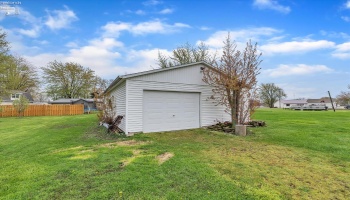 4889 SR 2, Oak Harbor, 43449, 3 Bedrooms Bedrooms, ,3 BathroomsBathrooms,Residential,For Sale,SR 2,20250321