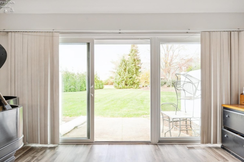1510 Cleveland Rd E., Huron, 44839, 2 Bedrooms Bedrooms, ,2 BathroomsBathrooms,Residential,For Sale,Cleveland Rd E.,20244267