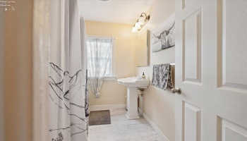 176 Harvest Lane, Oak Harbor, 43449, 4 Bedrooms Bedrooms, ,2 BathroomsBathrooms,Residential,For Sale,Harvest,20250373