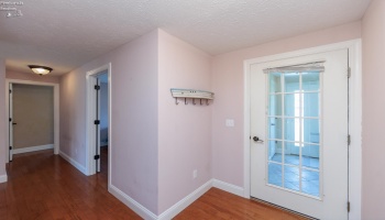 Guest suite main entry