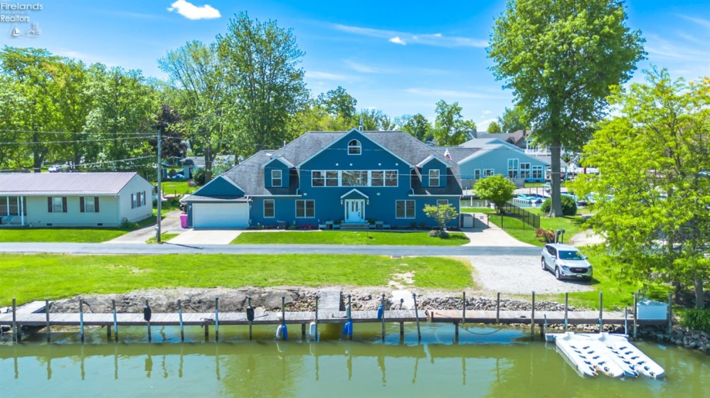 1909 Nan Avenue, Marblehead, 43440, 4 Bedrooms Bedrooms, ,4 BathroomsBathrooms,Residential,For Sale,Nan,20243265