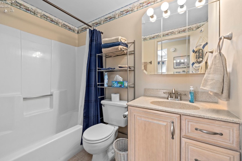 202 Clinton Reef Drive, Port Clinton, 43452, 1 Bedroom Bedrooms, ,1 BathroomBathrooms,Residential,For Sale,Clinton Reef,20250554