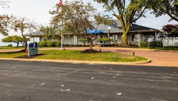 202 Clinton Reef Drive, Port Clinton, 43452, 1 Bedroom Bedrooms, ,1 BathroomBathrooms,Residential,For Sale,Clinton Reef,20250554