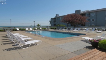 202 Clinton Reef Drive, Port Clinton, 43452, 1 Bedroom Bedrooms, ,1 BathroomBathrooms,Residential,For Sale,Clinton Reef,20250554