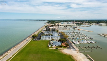 202 Clinton Reef Drive, Port Clinton, 43452, 1 Bedroom Bedrooms, ,1 BathroomBathrooms,Residential,For Sale,Clinton Reef,20250554
