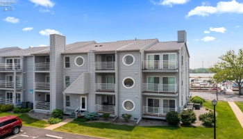 202 Clinton Reef Drive, Port Clinton, 43452, 1 Bedroom Bedrooms, ,1 BathroomBathrooms,Residential,For Sale,Clinton Reef,20250554