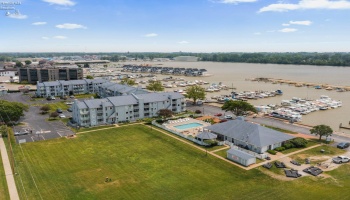 202 Clinton Reef Drive, Port Clinton, 43452, 1 Bedroom Bedrooms, ,1 BathroomBathrooms,Residential,For Sale,Clinton Reef,20250554