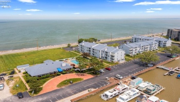 202 Clinton Reef Drive, Port Clinton, 43452, 1 Bedroom Bedrooms, ,1 BathroomBathrooms,Residential,For Sale,Clinton Reef,20250554