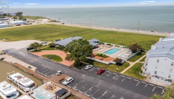 202 Clinton Reef Drive, Port Clinton, 43452, 1 Bedroom Bedrooms, ,1 BathroomBathrooms,Residential,For Sale,Clinton Reef,20250554
