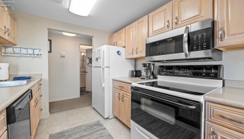 202 Clinton Reef Drive, Port Clinton, 43452, 1 Bedroom Bedrooms, ,1 BathroomBathrooms,Residential,For Sale,Clinton Reef,20250554