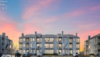 274 Clinton Reef Drive, Port Clinton, 43452, 1 Bedroom Bedrooms, ,1 BathroomBathrooms,Residential,For Sale,Clinton Reef,20250691
