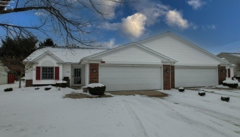 4116 Huntfield Drive, Sandusky, 44870, 2 Bedrooms Bedrooms, ,2 BathroomsBathrooms,Residential,For Sale,Huntfield,20250693