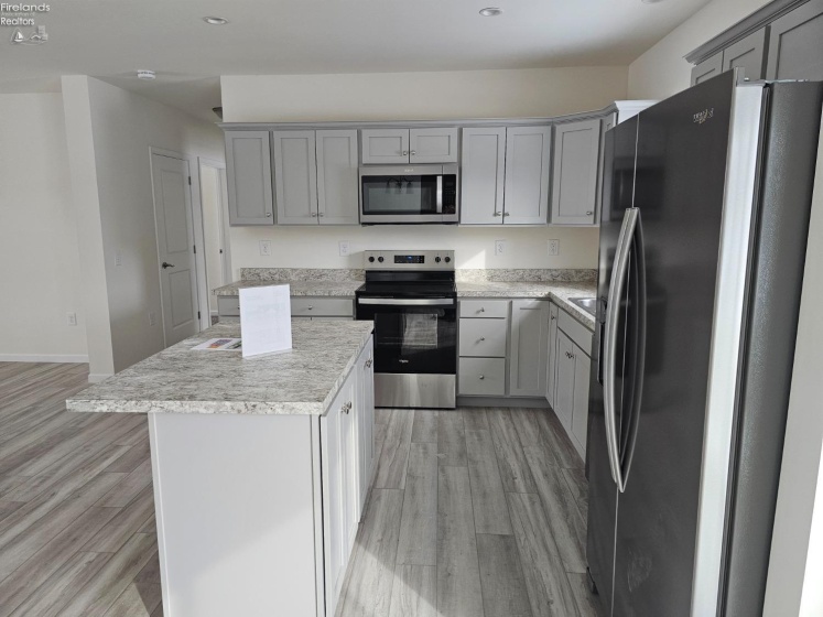 251 Ethan Drive, Fremont, 43420, 3 Bedrooms Bedrooms, ,2 BathroomsBathrooms,Residential,For Sale,Ethan,20250694