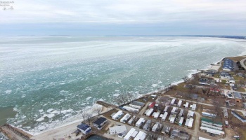 91 Schooner Point Drive, Port Clinton, 43452, 2 Bedrooms Bedrooms, ,2 BathroomsBathrooms,Residential,For Sale,Schooner Point,20250757