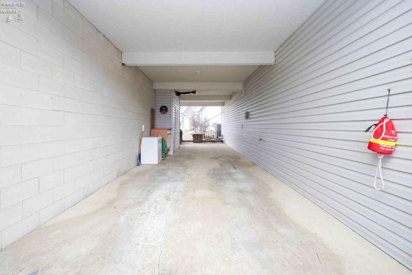 91 Schooner Point Drive, Port Clinton, 43452, 2 Bedrooms Bedrooms, ,2 BathroomsBathrooms,Residential,For Sale,Schooner Point,20250757