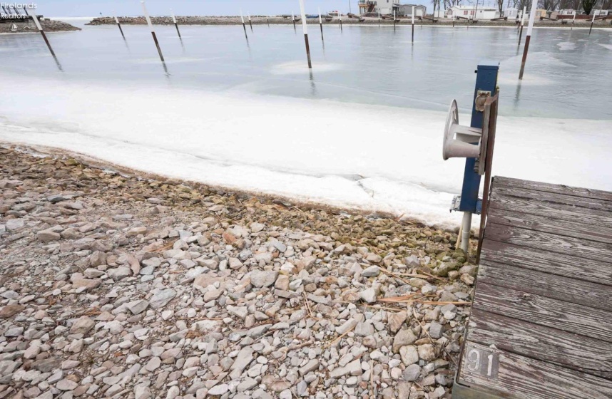 91 Schooner Point Drive, Port Clinton, 43452, 2 Bedrooms Bedrooms, ,2 BathroomsBathrooms,Residential,For Sale,Schooner Point,20250757