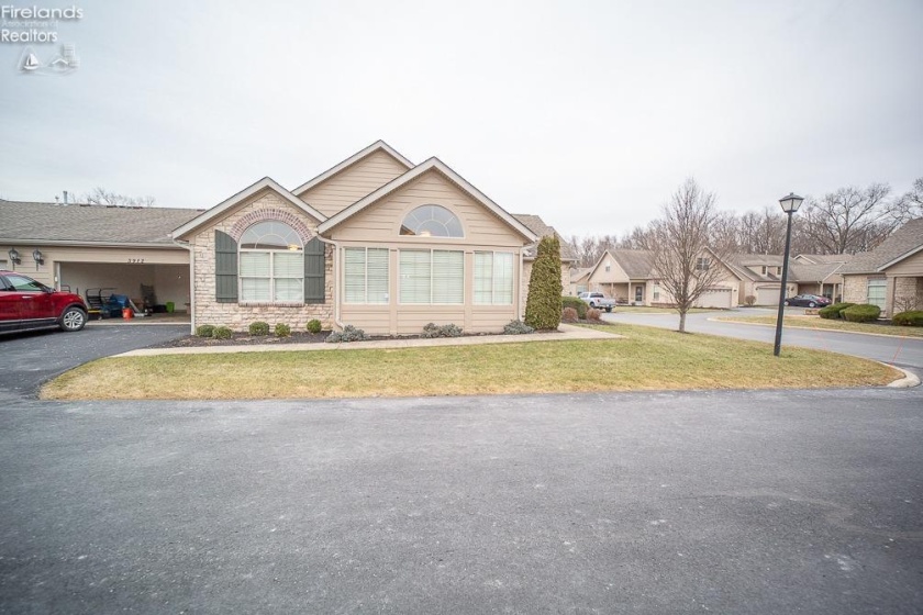 3912 Coventry Lane, Huron, 44839, 2 Bedrooms Bedrooms, ,2 BathroomsBathrooms,Residential,For Sale,Coventry,20250812