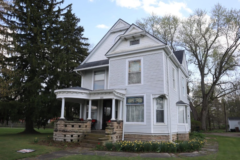 115 Main Street, New London, 44851, 4 Bedrooms Bedrooms, ,2 BathroomsBathrooms,Residential,For Sale,Main,20250806